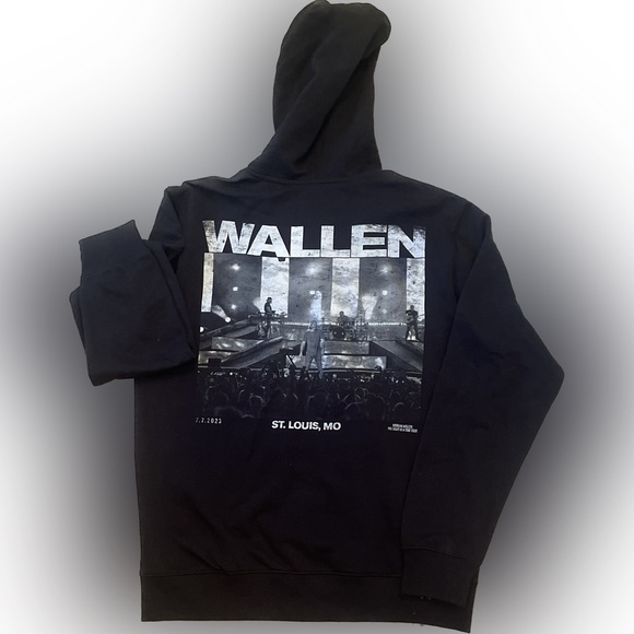 District Other - Morgan Wallen Live N Concert One Night At a Time Tour Sweatshirt Hoodie …